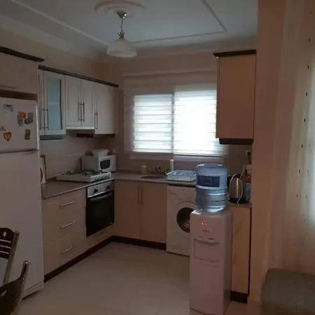 Stunning 2-bed In Apartment *